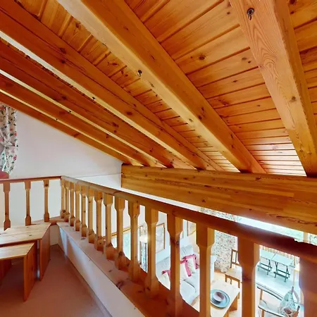 דירה Abitaziun Staz - *